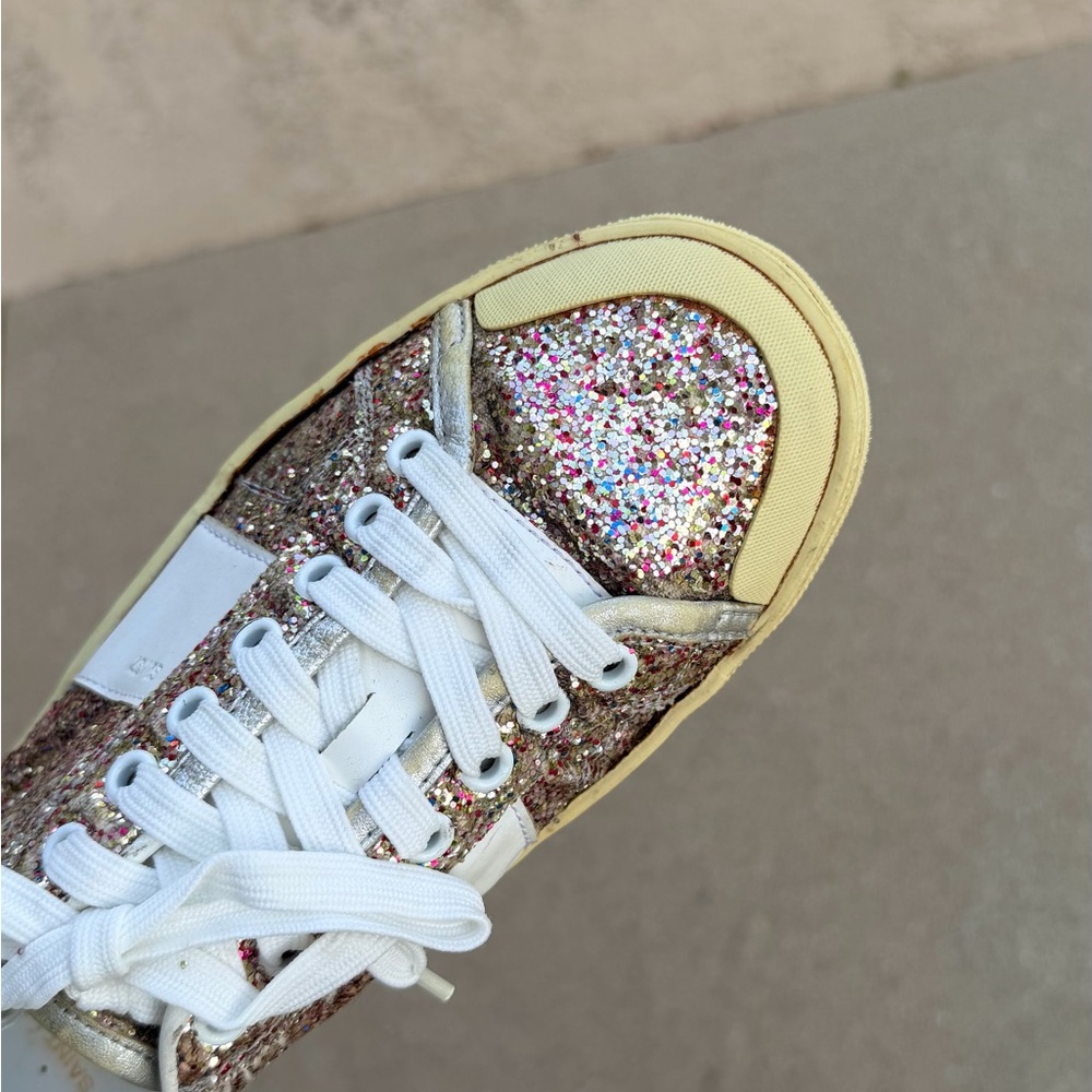 Saint Laurent Classic Court Glitter Leather Low-Top Sneaker - Picture 6 of 8